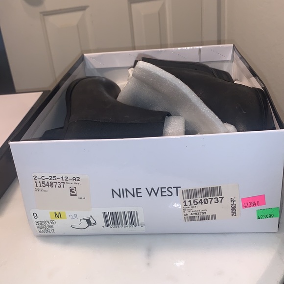 Nine West Nolynn Black Ankle Boots, 9 - Picture 7 of 9